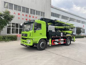 30m small truck mounted concrete pump with pan mixer
